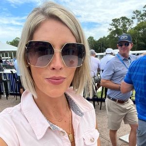 Meet your Posher, Stephanie